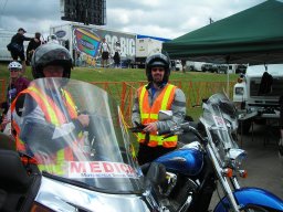 2009 Livestrong - Jerry  Mark - getting ready